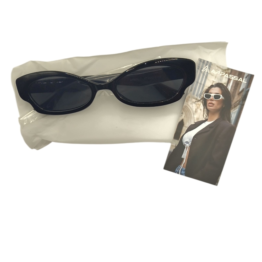 Black Cat-Eye Sunglasses